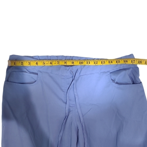 Grey's Anatomy Riley 5-Pocket Mid-Rise Flared Leg Scrub Pant Ceil Blue Sz Large - Picture 7 of 11